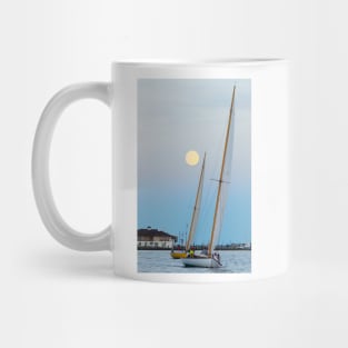 Moonlight sail Mug